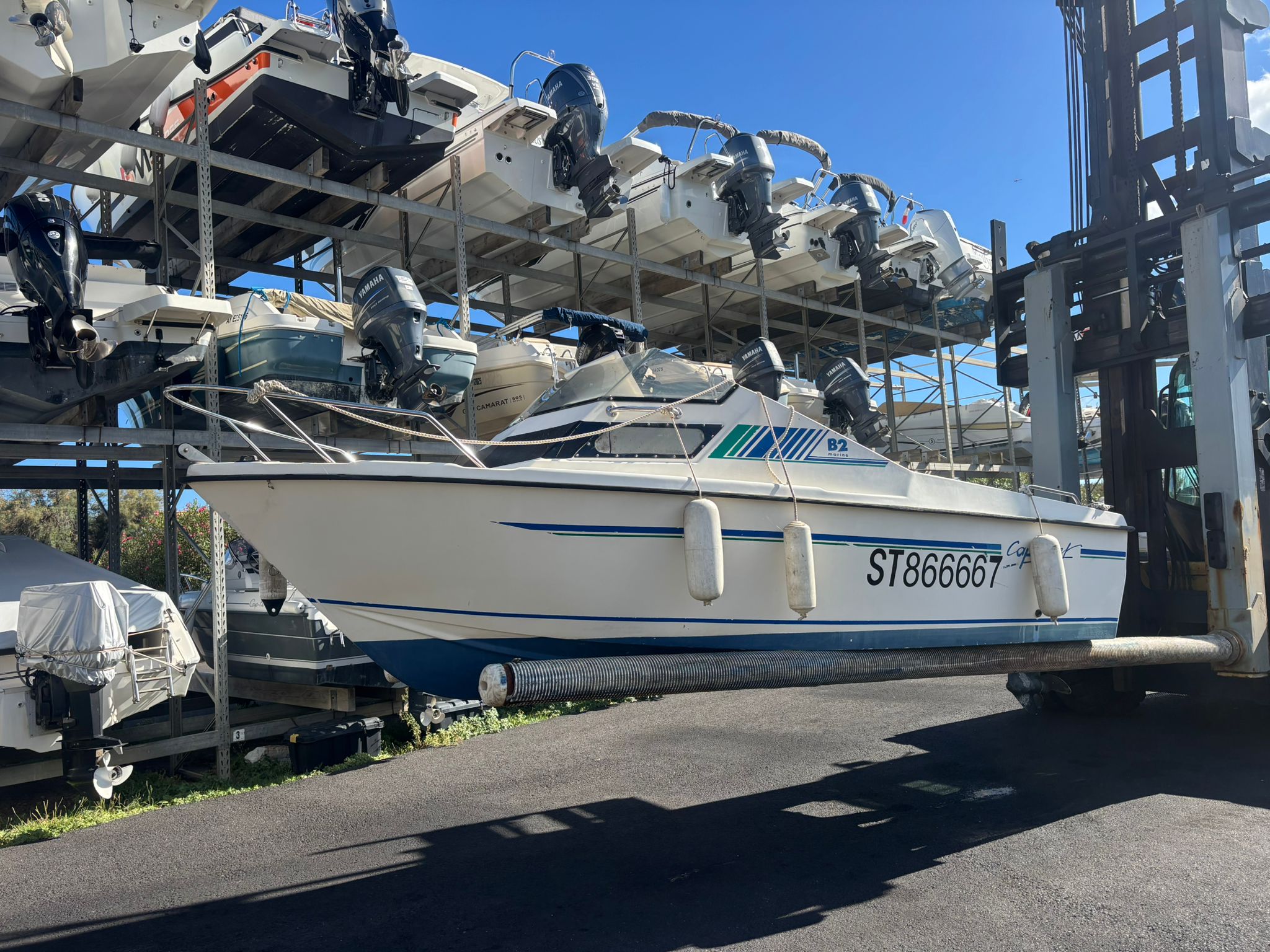 B2 MARINE - CAP FERRET S