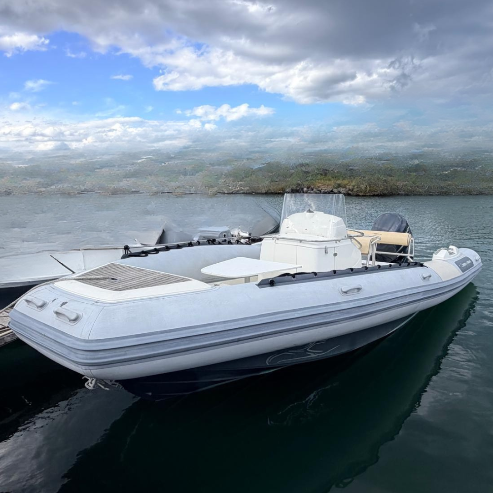 ZODIAC SEA HAWK 700
